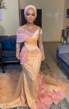 Peach Lace Styles Nigeria, Nigerian Traditional Dresses, Hausa Wedding, Global Wedding, Nigerian Dress, Anniversary Dress, Dresses For Ladies, Nigerian Lace Styles Dress, Nigerian Lace Styles