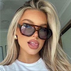 Super Cute And Stylish Ships In 5-10 Business Days Leopard Sunglasses, Woman Sunglasses, Big Sunglasses, Sunglasses 2024, نظارات شمسية, Future Style, How To Wrap Flowers, Retro Brand, Summer Sunglasses