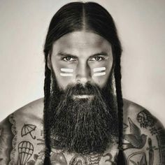 Grey Bearded Men, Bald Men With Beards, Long Hair Beard, Mens Hairstyles With Beard, Bald With Beard, Best Beard Styles, Viking Beard, Long Hair On Top