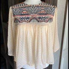 This Sheer Embroidered Boho Style Top With Flowy Sleeves Is Perfect For The Summer. Pair It With Your Favorite Jean Shorts And Sandals! - Pit To Pit: 14” - Length: 28.5” Top With Flowy Sleeves, Pink Satin Blouse, Butterfly Sleeve Blouse, Boho Style Tops, Tie Neck Tops, Flowy Sleeves, Plaid Blouse, Women Tunic Tops, Womens Tie