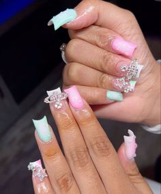 Short Junk Nail Designs, Nails W Charms, Pink And Blue Nails, Charm Nails, Quartz Nails, Acrylic Nail Set, Hard Nails, Airbrush Nails, Blue Acrylic Nails