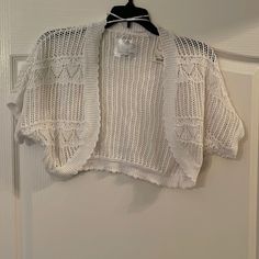 Nwt Justice Girl’s White Lace Knit Cropped Cardigan White Open Knit Cotton Cardigan, Casual Knitted Spring Shrug, Casual Knitted Shrug For Spring, Casual White Fall Shrug, Casual White Shrug For Fall, White Fitted Casual Shrug, Girls Cardigan Sweater, Justice Shirts, Hoodie Cardigan