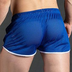 Summer Clothes For Men Style, Men Short Shorts, Short Shorts Men, Man In Shorts, Men In Shorts, Mode Queer, Mens Mesh Shorts, Men Sport Pants, Casual Activewear