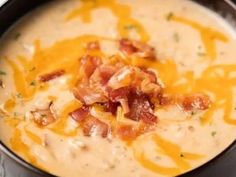 Crock Pot Crack Potato Soup – A Creamy, Cheesy, Bacon-Loaded Delight That Will Have You Hooked - NewsBreak 4 Ingredient Potato Soup, Potato Soup Video, Hot Chocolate Desserts, Soup Video, Slow Cooker Bacon, Loaded Potato Soup, Creamy Potato Soup, Baked Potato Soup, Potato Soup Recipe