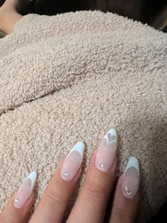 Almond Nails Designs Homecoming, French Tip Designs Acrylic Almond, Almond Nails Rinstone, White French Tip Nails Almond Design, Rhinestone Almond Acrylic Nails, Nail Inspo Trendy Almond, Almond With Design, White Nail Inspo Almond, Almond French Nails Design