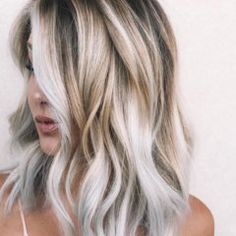 Toasted Coconut Hair Toasted Coconut Hair, Blonde For Fall, Warm Blonde Hair, Beige Blond, Blond Ombre, Ombre Blond, Girl Hair Colors, Coconut Hair, Blond Balayage