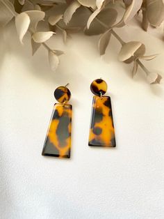 "Trapezoid Drop Earrings, Tortoise Shell Drop Earrings, Geometric Drop Earrings, Acetate Drop Earrings, Tortoise Dangle Earrings, For Her ❥ This listing is for ONE (1) PAIR of Earrings. Please choose color of your choice. ❥ ◐ Size Length - 40mm (1.57\" inch) Width - 9mm (0.35\" inch) ◐ DETAILS * ByLunari designs are made from genuine High-Quality Lightweight Cellulose Acetate (non-petroleum based). * All earrings have been created using Hypo-Allergenic (nickel, lead & cadmium free) Backs and Dainty Hoop Earrings, Earrings Geometric, Circle Ring, Cellulose Acetate, Shell Earrings, Earrings Photo, Gorgeous Earrings, Choose Colors, Tortoise Shell