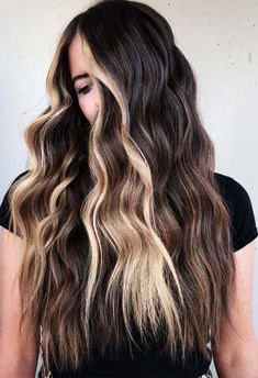 Contrast Hair Color, Money Pieces Hair, High Contrast Hair, Contrast Hair, Dark Brown Hair Dye, Deep Brown Hair, Brown Hair Color Shades, Dark Brown Balayage, Money Pieces