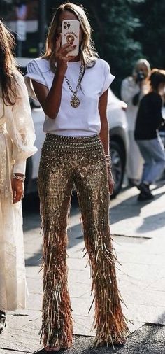 Festival Outfits Ideas, Outfits Ideas For Summer, Vestiti In Jeans, Festival Outfit Ideas, Boho Festival Outfit, Look Boho Chic, Colour Combinations Fashion, Sequin Pants, Looks Party