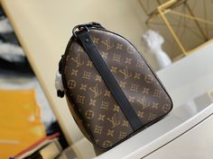 Louis Vuitton Keepall Bandouliere 45 Monogram Canvas For Men, Men’s Bags, Travel Bags 17.7in/45cm LV Friends Film, Baby Tote Bag, A Cartoon Character, Keepall 45, Matte Black Hardware, Louis Vuitton Keepall, Bottega Veneta Shoulder Bag, Louis Vuitton Men, Virgil Abloh