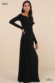 You'll exude effortless elegance no matter the occasion in the Lioness Field of Dreams Black Pleated Off-the-Shoulder Maxi Dress! Lightly textured, stretchy jersey knit shapes this iconic dress with an off-the-shoulder neckline and a fold-over detail that boasts ruching at the shoulders, framed by long sleeves. The figure-skimming silhouette features more ruching at the sides before falling to a pleated maxi skirt with a drop waist design. Fit: This garment fits true to size. Length: Floor lengt Field Of Dreams, Iconic Dresses, Pleated Maxi Skirt, Pleated Maxi, Effortless Elegance, Maxi Dresses Casual, Trending Dresses, Drop Waist, Large Size Dresses