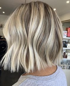 Bixie Colour, Blond Bob, One Length Hair, Texture Contrast, Hair Color Options, Blonde Bob Hairstyles, Choppy Bob Hairstyles, Shorter Hair, Hair 2024