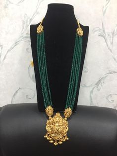 Beaded Wedding Jewelry, Indian Wedding Jewelry Sets, Neck Pieces Jewelry, Antique Necklaces Design, New Gold Jewellery Designs, Antique Gold Jewelry Indian, Handmade Gold Jewellery