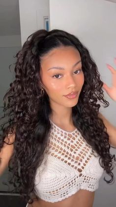 How To Do Half Up Half Down Hair Simple, Cute Curly Hair Styles Easy, Hair Styles For Long Hair Tutorials, Easy Summer Updos, Quick And Easy Hairstyles For School, Hairstyles Hacks, Summer Updos