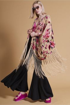 A beautiful boho look kimono with floral design and fringed hemline, perfect for festival wear.  Silk Devore Kimono    One size   Comfotably fits sizes 8 - 14 depending on desired fit Look Kimono, Ceremonial Clothing, Maxi Coat, Suede Coat, Oversized Dress, Long Kimono, Print Coat, Feather Dress, Red Outfit