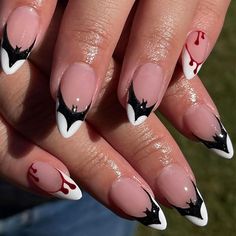 #fallnails #autumnnails #nailart #naildesigns #nailinspiration #nailsofinstagram #nailsoftheday #nailswag #nailgoals #nailtrends #nailfashion #nailaddict #naillove #nailstagram #nailspiration #nailsonfleek #nailstyle #nailpolish #nailobsessed #nailcommunity #nailjunkie #nailenvy #nailgamestrong #nailsonpoint #nailsofig #nailsoftheweek #nailsofthefall #nailsofautumn #nailsofseason #nailsoftheholidays #nailsofthedayfall Nail Bat, Bat Nails, Nail Appointment, Nail Goals, Nagellack Trends, Halloween Press On Nails, Easy Nails, Her Nails