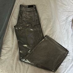 Zara Silver Metallic Pants Never Worn Size 8 Silver Metallic Pants, Zara Man Jeans, Metallic Jeans, Metallic Pants, Purple Swirl, Brown Pants, Medium Wash Jeans, Zara Jeans, Light Wash Jeans