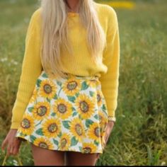 Soooo Friggin’ Cute. Size S Nwot Sunflower Skirt From American Apparel, As Seen In Ariana Grande . . . . . . C4 Sunflower Skirt Outfit, Ariana Grande Inspired Outfits, Sunflower Skirt, Denim Mini, Denim Mini Skirt, Skirt Outfits, American Apparel, Ariana Grande, Yellow White