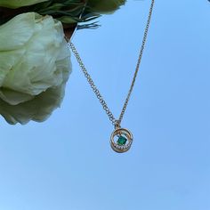 💎 Materials: 14k Gold-Filled Chain - Hypoallergenic 18k Gold Electroplated Pendant - more durable than regular platings Cubic Zirconia Synthetic Emerald 📐 Length: 40cm + 5cm extension