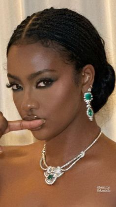 Justine Skye, Cute Makeup Looks, Vedic Astrology, Glam Makeup, Girls Makeup