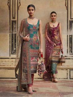 2023 Punjabi Suits, Sabyasachi Dresses Anarkali, Sabyasachi Designs Indian Outfits, Sabyasachi Dresses Outfits, Sabyasachi Salwar Suits, Sabyasachi Suit Designs, Sabyasachi Dresses Salwar Suits, Sabyasachi Collection Suits, Sabyasachi Anarkali Gowns