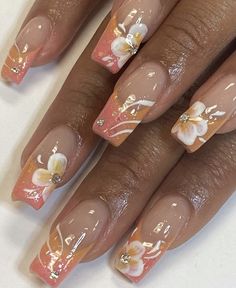 Hibiscus Nail Design, Nails Hibiscus, Hibiscus Flower Nails, Hibiscus Nail Art, Hibiscus Nails, Hawaii Nails, Tree Nails, Summery Nails