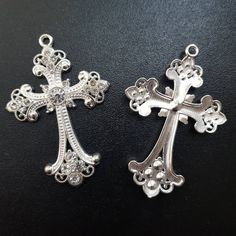 Presenting this Big Antique Silver Plated Alloy Rhinestone Cross Pendant perfect for making a fashion statement, big bling and glamour. Also suitable as embellishment for costumes or your arts and craft projects. Measurement: Approximately 75x50x7mm Hole: 3.5mm Cross-shaped Rhinestone Jewelry For Parties, Cross Shaped Rhinestone Jewelry For Parties, Cross Shaped Rhinestone Party Jewelry, Silver Cross Jewelry With Rhinestones, Ornate Silver Jewelry With Rhinestones, Silver Embellished Metal Jewelry, Ornate Cross, Bling Fashion, Lace Mask