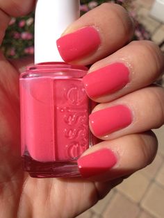 Essie Guilty Pleasure #643 Mail Colors, Coral Nails With Design, Eco Friendly Nail Polish, Nail Paint Shades, Color Change Nail Polish, Pedicure Colors, Toe Nail Color, Nail Shimmer