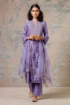 Shop for Devnaagri Purple Cotton Silk Blend Printed Kurta Set for Women Online at Aza Fashions Kurta Set For Women, Cutwork Embroidery, Organza Dupatta, Indian Fashion Designers, Pernia Pop Up Shop, Silk Organza, Kurta Set, Cut Work, Palazzo Pants