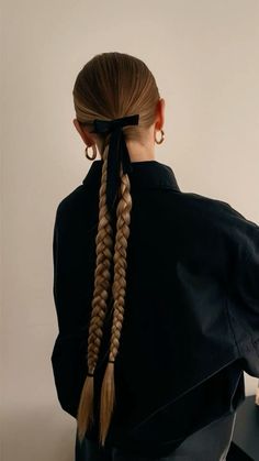 Medium Hair Braids, Rave Hair, Peinados Fáciles Para Cabello Corto, Work Hairstyles, Hair Stylist Life, Winter Hairstyles, Hair Day, Pretty Hairstyles, Hair Looks