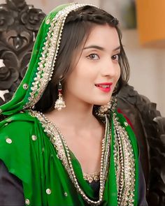 Eid Song, Celebrity Actress, Greek Warrior, Easy Frame, Lines Wallpaper, Beautiful Pakistani Dresses, Friends Birthday, Boy Photo, Boys Dpz