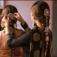 Discover the enchanting fusion of tradition and modern elegance with our exquisite Kundan Hair Braid Jewelry collection. Each piece is meticulously handcrafted to adorn your braids with timeless allure. Sparkling gemstones intricately set in gleaming gold create a mesmerizing play of light, adding a touch of regal glamour to your every look. Elevate your hairstyle game with these unique adornments, designed to seamlessly blend with your braids and lend an air of sophistication to any occasion. U Pakistani Hair Jewelry, Long Hair Accessories, Braid Accessories, Jewelry Kundan, Victorian Hairstyles, Jewelry Hair Accessories, Jewelry Pakistani, Braid Jewelry, Kundan Jewelry