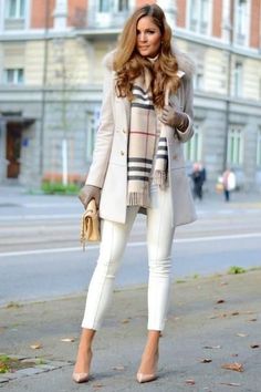 White Blazer Outfits, Chique Outfit, Fall Workwear, Classy Winter Outfits, Mode Casual, Fall Outfits For Work, Office Attire, Casual Office, Winter Mode