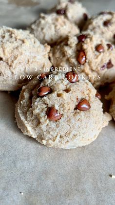 several cookies are stacked on top of each other