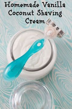 Vanilla Coconut Shaving Cream. Skip using shaving cream that dries your skin out, this Vanilla Coconut Shaving Cream is homemade and perfect Homemade Shaving Cream, Herbal Cosmetics, Health Coconut Oil, Makeup Recipes, Mask Skin, Coconut Shavings, Shave Cream, Coconut Oil Uses