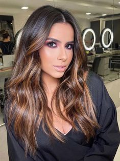 Cabello Hair, Hair Color Chocolate, Brunette Color, Honey Hair, Hair Color And Cut, Spring Hairstyles, Hair Inspiration Color, Hair Inspo Color