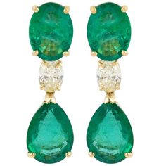 These exquisite earrings are handcrafted in 14-karat gold. It is set in 20.60 carats emerald and 2.10 carats of sparkling diamonds. FOLLOW MEGHNA JEWELS storefront to view the latest collection & exclusive pieces. Meghna Jewels is proudly rated as a Top Seller on 1stDibs with 5 star customer reviews. All items manufactured by us are handmade and can be customized or redesigned. Certificate available upon request. Composition Total Weight :- 11.30 gm 14k White Gold Weight :- 6.76 gm Diamond Weigh Gold Tassel Earrings, Grape Earrings, Diamond Chandelier Earrings, Emerald Green Earrings, Earrings Emerald, Gold Leaf Earrings, Diamond Dangle Earrings, Yellow Gold Jewelry, Green Jewelry