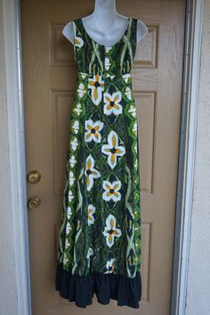 "Vintage 1970s maxi dress. Fits XXS. Zips in back. Great condition!! Measurements taken across front lying flat 16\" across front armpit to armpit 15\" across front of waist 51\" length pit to floor" Retro Green Floral Print Maxi Dress, Green Retro Maxi Dress With Floral Print, Retro Floral Print Floor-length Maxi Dress, 1970s Fitted Green Maxi Dress, Green Fitted Maxi Dress 1970s Style, Fitted 1970s Style Green Maxi Dress, 1970s Style Fitted Green Maxi Dress, 1970s Fitted Floor-length Maxi Dress, 1970s Style Fitted Floor-length Maxi Dress