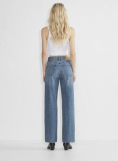 THE FARRAH HI-RISE WIDE JEAN Denim Forum Farrah, 70s Look, Slim Hips, Wide Jeans, S Signature, Big Hair, High Jeans, Body Measurements, Wide Leg Jeans