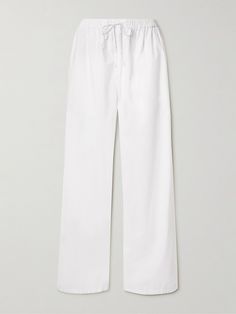 Even The Row's more relaxed designs maintain an air of elegance. Tailored from cotton-poplin, these 'Hubert' pants have adjustable drawstrings and fall to roomy wide legs. Style them with a simple T-shirt and slides. White Wide Leg Pants, Matching Separates, Simple T Shirt, Simple Tshirt, Wide Legs, Denim Jumpsuit, Sport Pants, Trending Now, Cotton Poplin