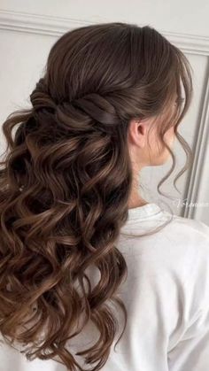 Cute Prom Hairstyles, Simple Prom Hair, Prom Hairstyles For Long Hair, Hair Prom, Half Updo, Green Bridesmaid, Formal Hairstyles, Cool Haircuts