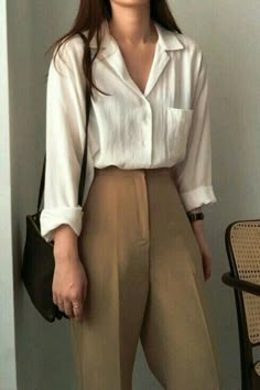 Classy Work Outfits, Brown Pants, Looks Chic, 가을 패션, Mode Vintage, Business Casual Outfits, Casual Style Outfits, Mode Inspiration