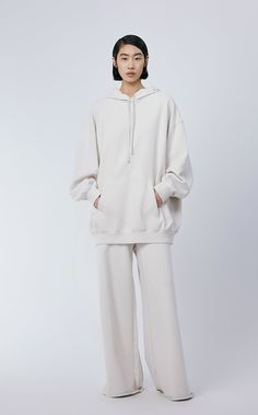 100% cotton (excluding ribbed) Beige Hoodie Relaxed Fit For Everyday, Beige Relaxed Fit Cotton Hoodie, Beige Relaxed Fit Hoodie For Everyday, Beige Relaxed Fit Hoodie For Loungewear, Oversized Cotton White Hoodie, White Oversized Sweatshirt With Double-lined Hood, Oversized White Cotton Hoodie, Relaxed Fit Cream Cotton Hoodie, Oversized Beige Hoodie With Pockets