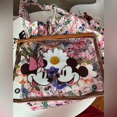 Newly Release Brand, New Spring, Mickey, And Minnie Floral Travel Tote. Comes With A Bottle Holder As Well As A Clear Pouch With Mickey And Mini Screen. Drawstring Enclosure. Print Large Size Perfect For Travel. 3 Pieces In Total. Minnie Mouse Bag, Mickey Mouse Bag, Insulated Tote Bag, Snow White Evil Queen, Clear Pouch, Mickey Mouse Pumpkin, Patchwork Tote Bags, Disney 50th Anniversary, Colorful Tote Bags