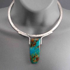 Jewelry Beauty, Jewelry Turquoise, Silver Jewelry Design, Kingman Turquoise, I Love Jewelry, Artistic Jewelry, Stone Pendant