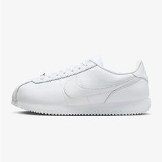 Brand New With Tag Women’s 5.5 - Eu 36 Could Fit Us Size 6 Nike Waffle Racer, Black Nike Sneakers, Nike Air Max Excee, White Nike Shoes, Nike Tennis Shoes, Nike Waffle, Nike Sneakers Women, Nike Flyknit, Nike Air Vapormax