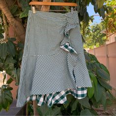 Nwt Zara Gingham Green Skirt With A Intricate Design. I Love How This Skirt Looks When Worn! Gives Me Picnic Vibes. Perfect For A Photo Shoot. It’s Brand New With Tags However It Came With A Small Stain On The Skirt But I Feel It’s Not Noticeable When Worn. See Pic For Reference. Size Medium! Fitted Cotton Skirt For Picnic, Spring Gingham Skirt In Preppy Style, Preppy Gingham Skirt For Spring, White Skirt For Spring Picnic, Spring Gingham Ruffled Skirt, Gingham Cotton Skirt For Picnic, Cotton Gingham Skirt For Picnic, Gingham Mini Skirt For Day Out, Plaid Fitted Skirt For Picnic