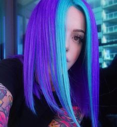 Emerald Green And Pink Hair, Creative Hair Color Short, Bright Colored Hair, Cool Tone Hair Colors, Blue And Purple Hair, Vivid Hair, Split Dyed Hair, Galaxy Hair, Vivid Hair Color