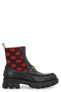 1071 GUCCI LOGO DETAIL LEATHER BOOTIES Gucci Ankle Boots, Gucci Logo, Gg Logo, Mens Black Leather, Leather Cap, Wallet Accessories, Beach Tote Bags, Lug Sole, Gucci Men