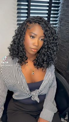 Side Braids And Crochet Hairstyles, Chic Braids For Black Women, Braid Styles With Human Hair, Boho Braids Black Women Human Hair, Box Braid Bob With Curls, Box Braids With Crochet Hair, Braids With Curls In The Back Natural, Short Boohoo Knotless Braids, Boho Tree Braids